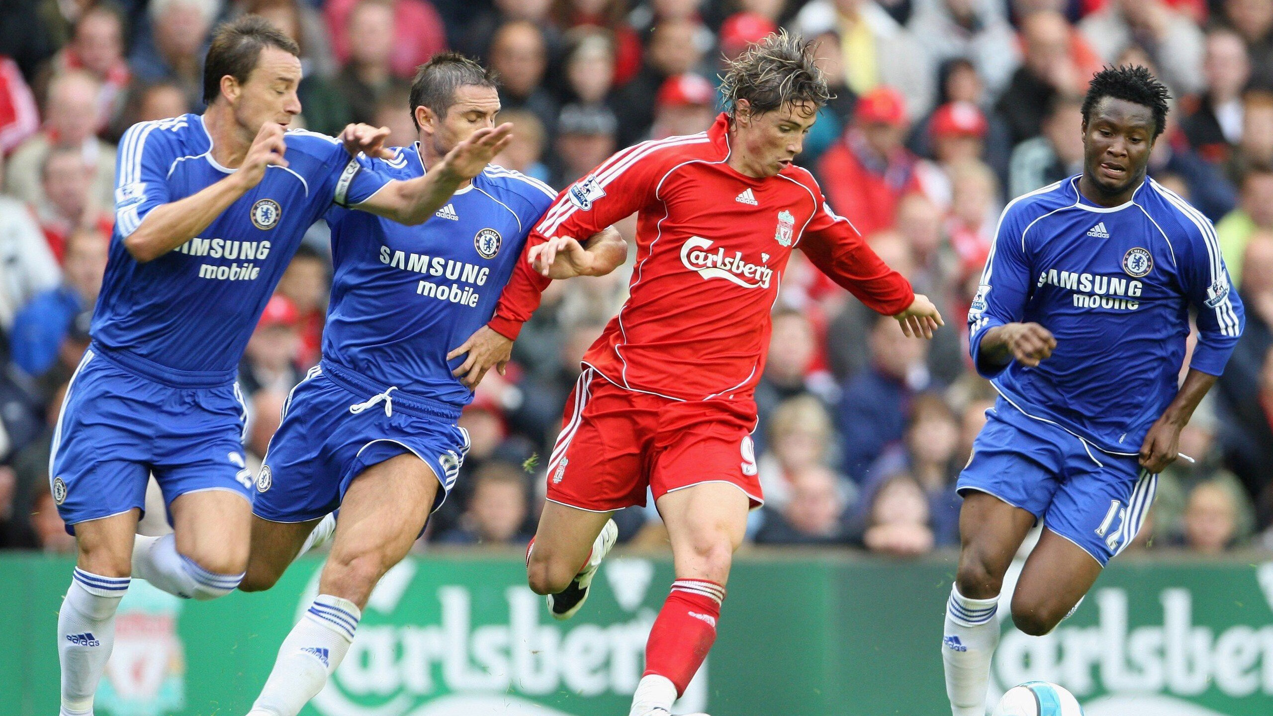 从希腊神话到卡瓦哈尔,足球世界里的一波带走与时代传承