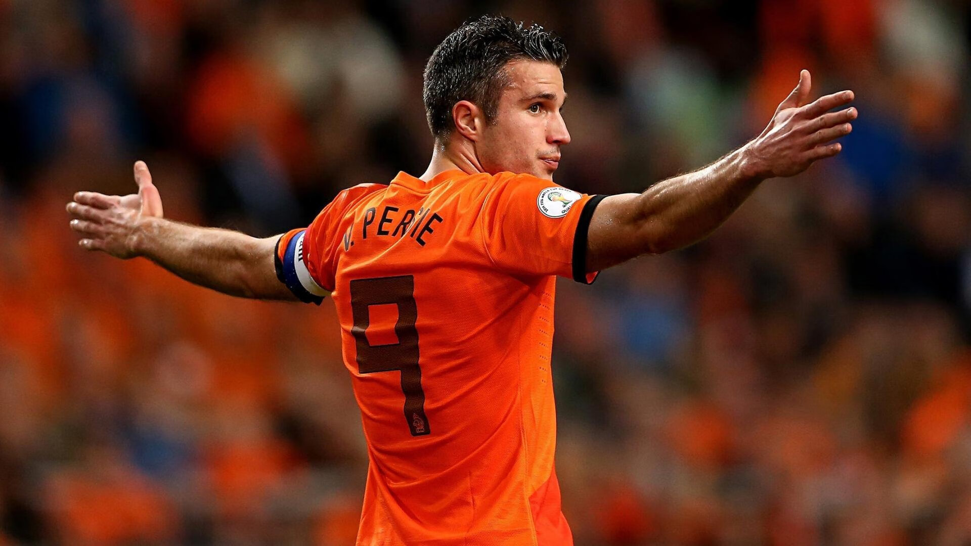 意甲焦点战外的焦点，哥斯达黎加泥石流如何冲垮马里铁骑